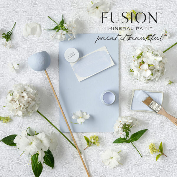 002 Fusion Mineral Paint Mist Flatlay SQ HR 210626 21191 scaled